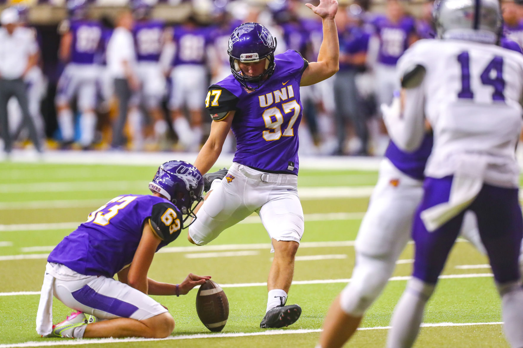 FBall UNI vs. St. Thomas 5